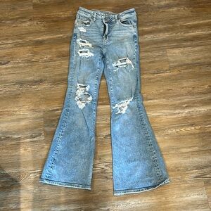 American Eagle Outfitters Flare Jeans size 8 regular length